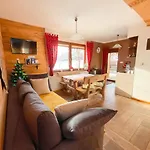 Apartamenty Trojaki Przy Termach - Dostepna Sauna * Banska Nizna