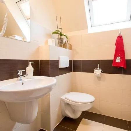 Trojaki Przy Termach - Dostepna Sauna Banska Nizna